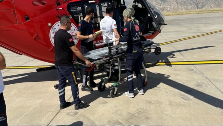 3 yaşındaki çocuk ambulans helikopterle Elazığ’a sevk edildi