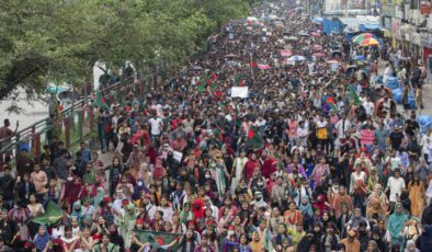 Bangladeş'te protestocuların 'yolsuzluk' suçlaması sonrası Merkez Bankası'nın dört yardımcısı istifa etti | Dış Haberler