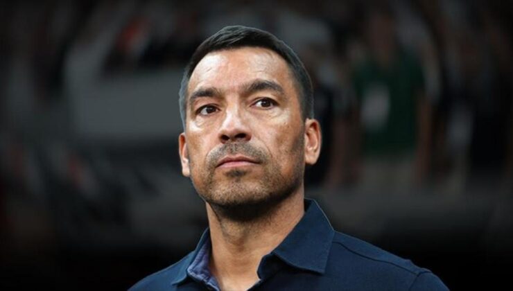 Beşiktaş'ta Giovanni van Bronckhorst'tan galibiyet sözleri: Takım halinde gelişmemiz gerekiyor