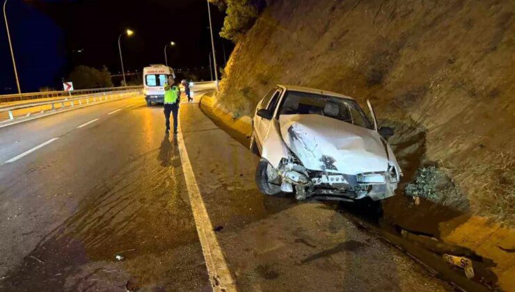 Bilecik’te Kontrolden Çıkan Otomobil Su Kanalına Düştü, 2 Kişi Yaralandı