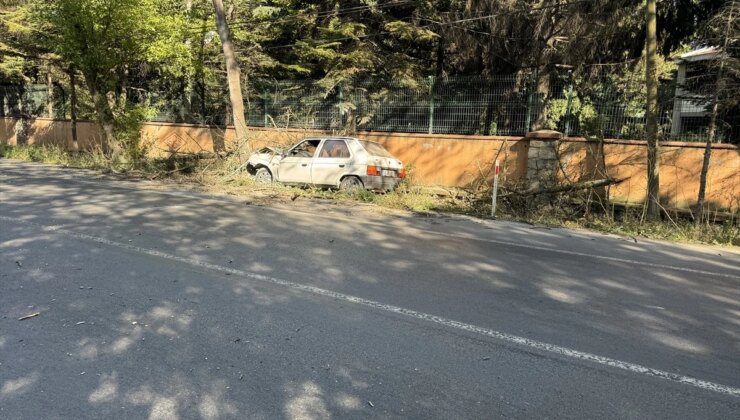 Bolu’da Otomobil Ağaca Çarptı, Sürücü Yaralandı