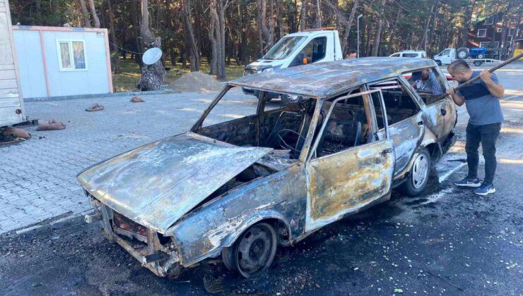 Bolu’da Tofaş Marka Otomobil Alev Aldı