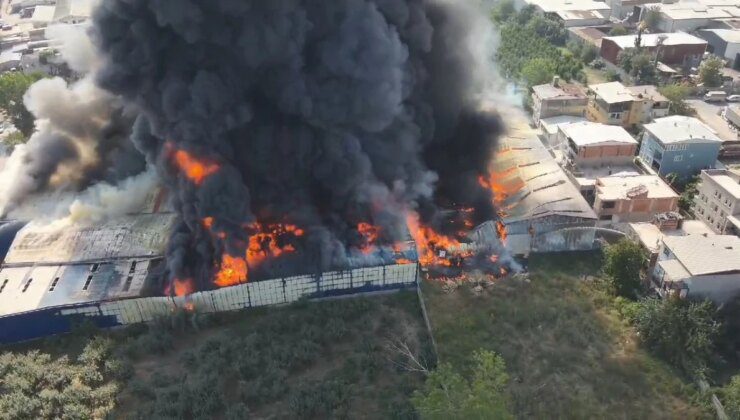 Bursa’da Geri Dönüşüm Tesisi Yangını