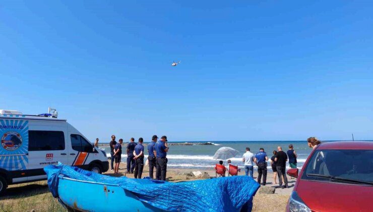 Çorum’dan Samsun’a tatil için gelen baba ve oğlu denizde kayboldu, baba hayatını kaybetti