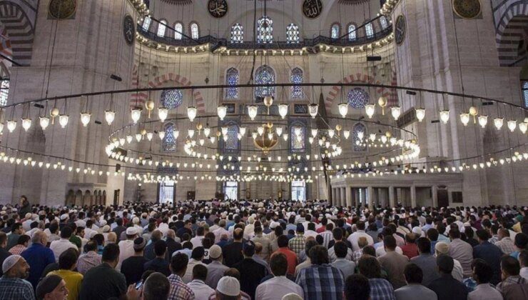 CUMA NAMAZI SAATİ İL İL 16 AĞUSTOS | İstanbul, Ankara, İzmir ve Bursa Cuma namazı kaçta okunuyor? Diyanet’in Cuma namazı vakitleri!