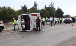 Denizli’de düğün konvoyunda kaza: 1’i ağır, 26 yaralı