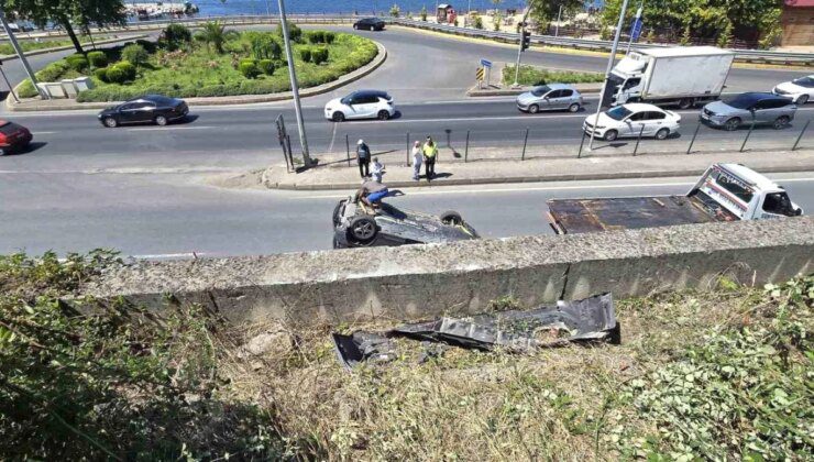 Gölcük’te otomobil 6 metre yükseklikten uçtu, yolcu yaralandı