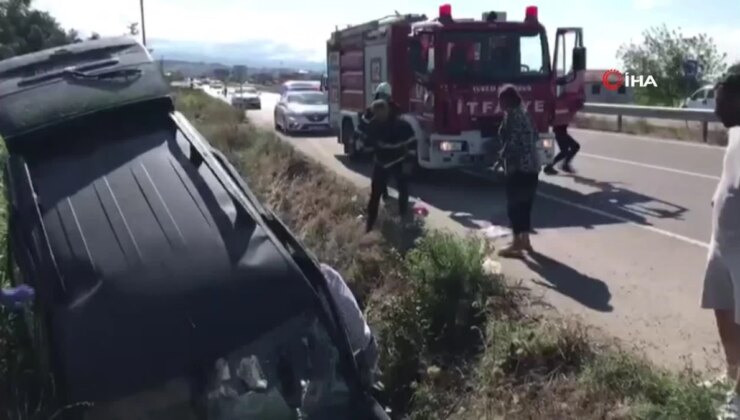 Hafif ticari araç sulama kanalına devrildi: 1 ağır yaralı