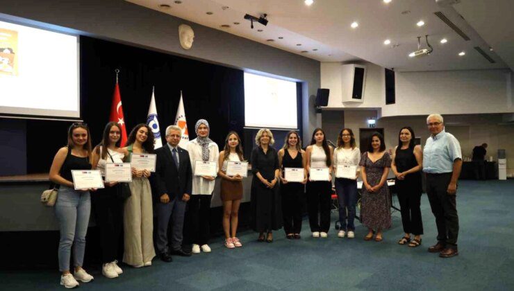 İEÜ Hukuk Fakültesi öğrencileri Aile Mahkemeleri Hukuk Kliniği dersini tamamladı