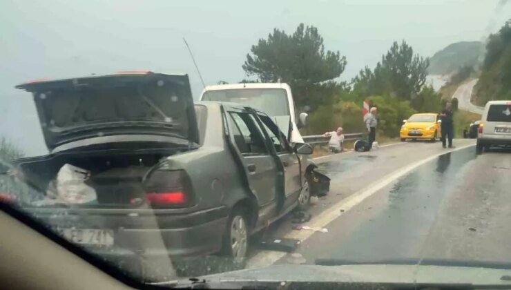 İnebolu’da Otomobil ile Hafif Ticari Araç Çarpıştı: 7 Yaralı