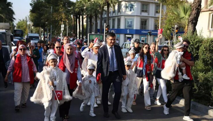 İzmir Vakıflar Bölge Müdürlüğü tarafından Manisa’da Sünnet Şöleni düzenlendi