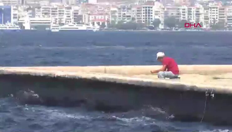 İzmir’de Balık Ölümleri Nedeniyle Su Ürünleri Av Yasağı Uygulandı