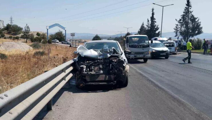 Kahramanmaraş’ta Kontrolden Çıkan Otomobil Kazası: 6 Yaralı