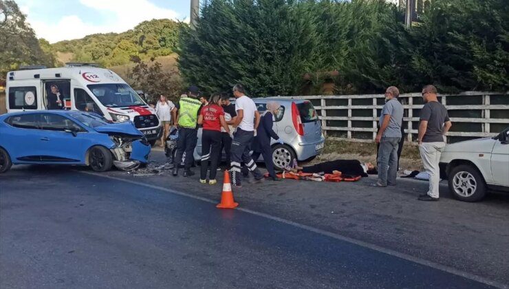 Kandıra’da Otomobil Kazası: 3 Yaralı