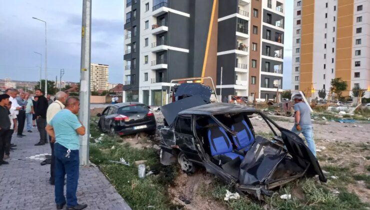 Kayseri’de kaza: 3 kişi yaralandı