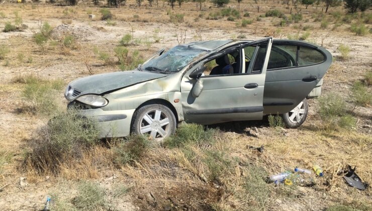 Konya’da takla atan otomobilde 8 kişi yaralandı