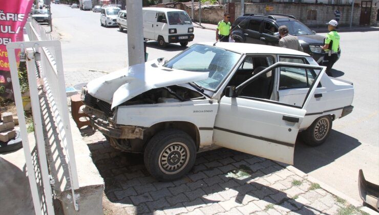 Konya’da trafik kazası: 3 kişi yaralandı