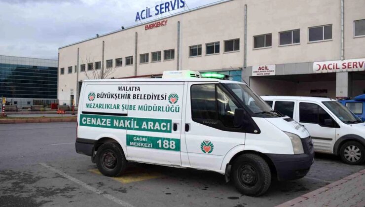 Malatya’da ambulansın çarptığı kadın hayatını kaybetti