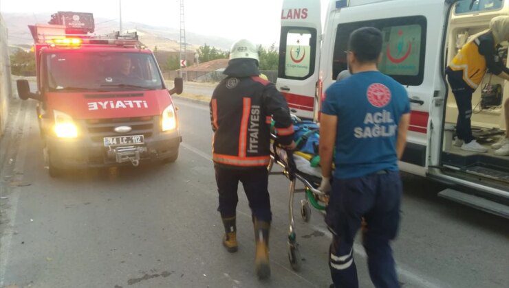 Malatya’da Otomobil Takla Attı: 2 Kişi Yaralandı