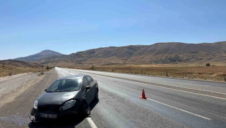 Malatya’da tekeri patlayan otomobil su tahliye kanalına düştü