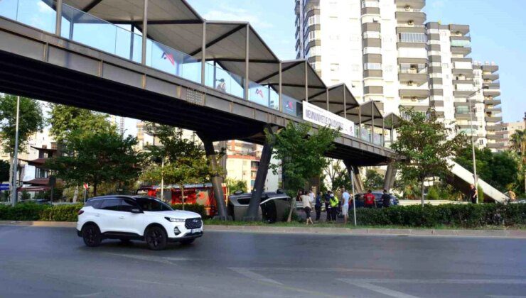 Mersin’de takla atan otomobilin sürücüsü yaralandı