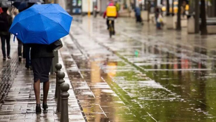 Meteoroloji ve AFAD saat vererek uyardı! İstanbul’a sağanak yağış geliyor