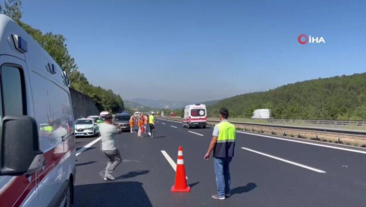 Otomobil tıra ok gibi saplandı: 1’i ağır 3 yaralı