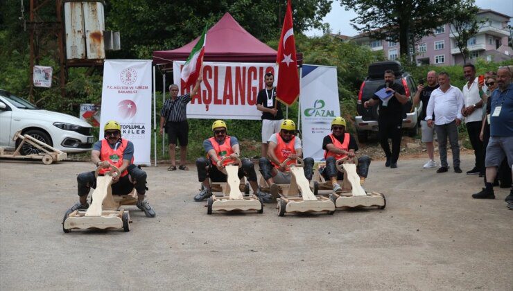 Rize’de Uluslararası Tulum ve Kemençe Festivali’nde Tahta Araba Yarışması Gerçekleştirildi