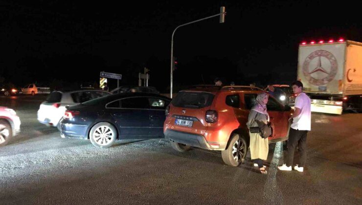 Sakarya’da trafik kazası: İki kişi yaralandı