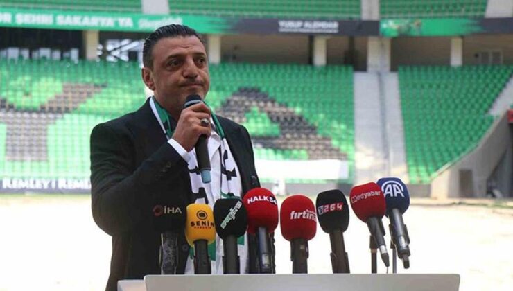 Sakaryaspor'da sürpriz istifa!