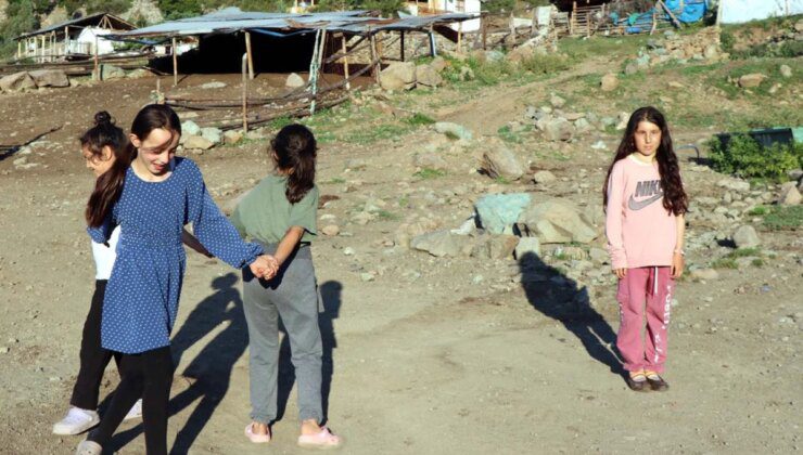 Şeker hastalığı nedeniyle gözleri görmeyen çocuğun tedavi çağrısı