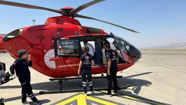 Silopi’de rahatsızlanan 52 günlük bebek ambulans helikopterle Elazığ’a sevk edildi