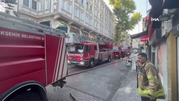 Tarihi Kapalıçarşı’da korkutan yangın