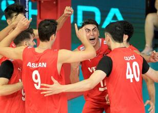 U20 erkek voleybol maçları izle Türkiye Polonya kaç kaç bitti