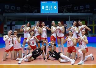 U20 Kadın Voleybol Takımı, İtalya’ya set vermedi