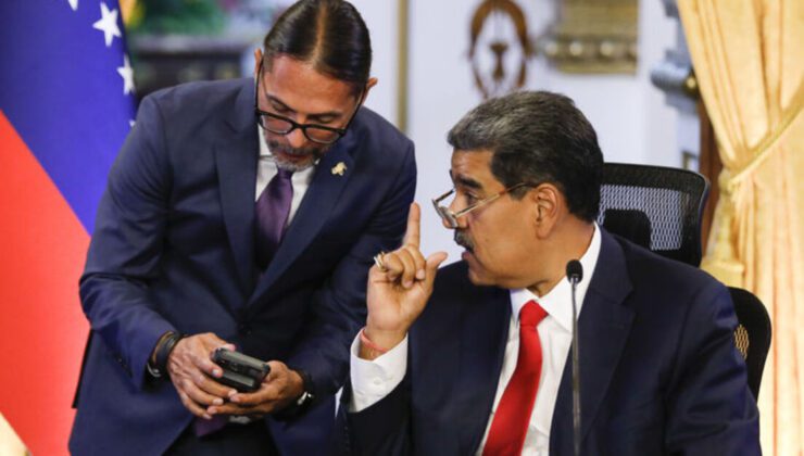 Venezuela Devlet Başkanı Maduro canlı yayında WhatsApp'ı sildi | Dış Haberler