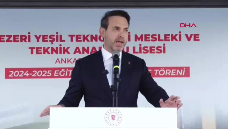 Bakan Bayraktar, Cezeri Yeşil Teknoloji Lisesi Açılış Töreninde Konuştu