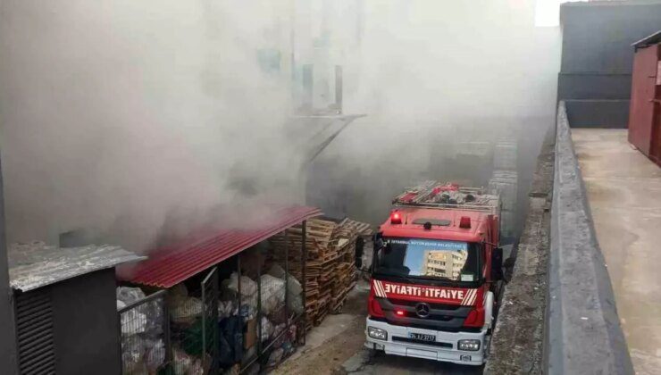 Beylikdüzü’nde Kimya Fabrikasında Yangın