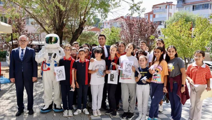 Bilecik’te Türkiye Yüzyılı Işığında Bilim Şenliği Düzenlendi