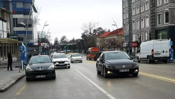 Erzurum’da Ağustos Ayında 4.165 Araç Trafiğe Kaydedildi