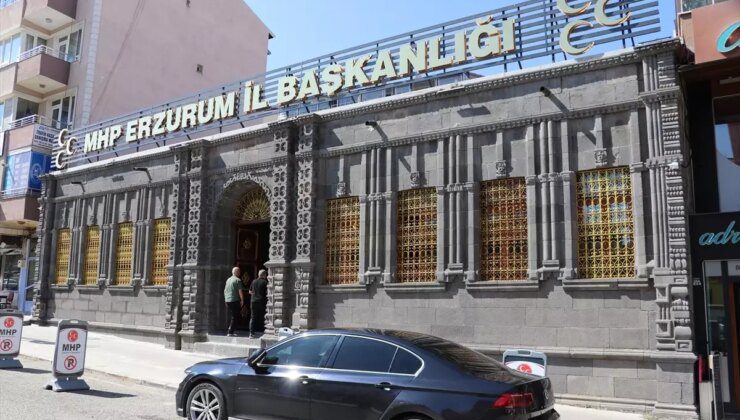 Erzurum’da Tescilli Tarihi Konak MHP İl Başkanlığı Binası Oldu