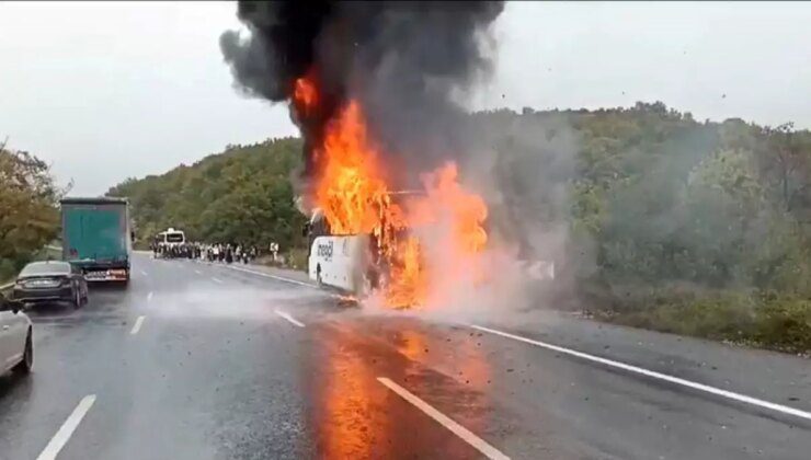 İnegöl Seyahat Otobüsü Yangın Çıkardı