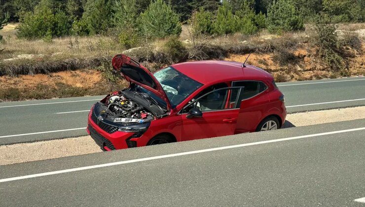 Karabük’ün Safranbolu ilçesinde otomobil devrildi, sürücü yaralandı