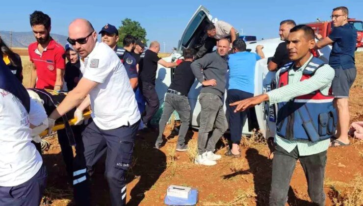 Karaman’da Otomobil Şarampole Takla Attı: 3 Yaralı