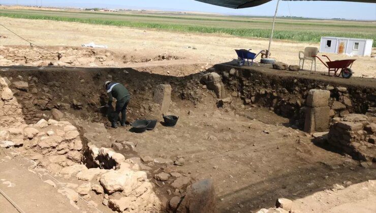 Şanlıurfa’da 10 Bin Yıl Öncesine Ait Süs Eşyaları Bulundu