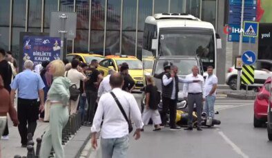 Taksim’de Hatalı Sollama Kazası: Motosiklet ile Lüks Araç Çarpıştı