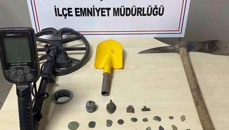 Tekirdağ’da Kaçak Kazı Malzemeleri ve Tarihi Eserler Ele Geçirildi