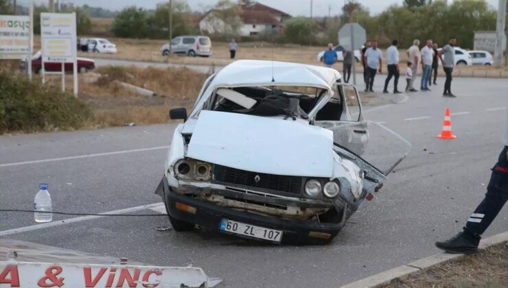 Tokat’ta Otomobil Çarpışması: 1 Ölü, 3 Yaralı