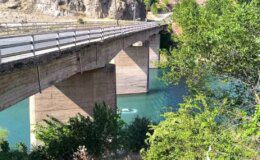 Tunceli’de otomobil baraj gölüne uçtu