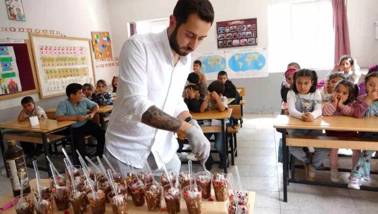 Van’da Tatlı Ustası, Çocukları Waffle ile Buluşturuyor